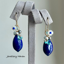 Laden Sie das Bild in den Galerie-Viewer, Afghan blue Lapis lazuli earrings