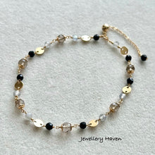 Carica l&#39;immagine nel visualizzatore di Gallery, Smokey quartz, black spinel, labradorite bracelet