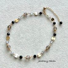 Load image into Gallery viewer, Smokey quartz, black spinel, labradorite bracelet