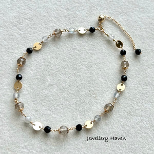 Smokey quartz, black spinel, labradorite bracelet