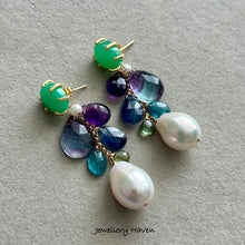 Cargar imagen en el visor de la galería, Apple green chrysoprase studs, banded fluorite, amethyst, kyanite and edison pearl earrings (detachable dangle)