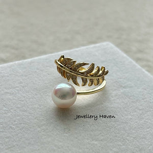 AAA round white pearl feather ring
