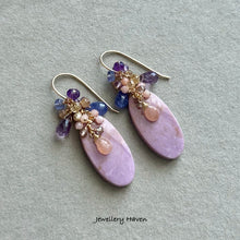 Laden Sie das Bild in den Galerie-Viewer, Phosphosiderite earrings