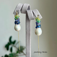 Charger l'image dans la galerie, Edison pearl, blue sapphire, tanzanite, emerald threader earrings