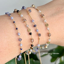 Load image into Gallery viewer, Smokey quartz and labradorite bracelet