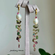 Charger l&#39;image dans la galerie, Edison pearl and tourmaline tassels earrings