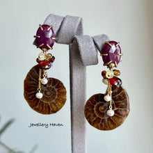 Charger l'image dans la galerie, Ammonite and Ruby studs earrings