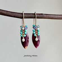 Laden Sie das Bild in den Galerie-Viewer, Ruby, turquoise earrings