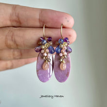 Laden Sie das Bild in den Galerie-Viewer, Phosphosiderite earrings