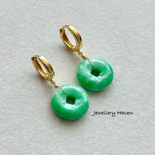 Laden Sie das Bild in den Galerie-Viewer, Certified Type A apple green jadeite coin earrings
