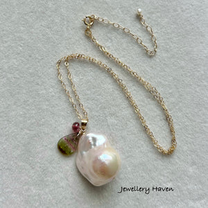 White baroque pearl, tourmaline slice necklace