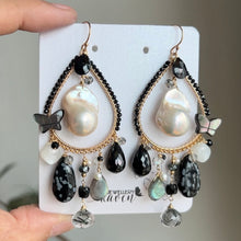 Charger l'image dans la galerie, Baroque pearl, black spinel, snowflake obsidian chandelier earrings