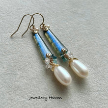 Load image into Gallery viewer, Blue flash labradorite and AAA long drop pearl earrings