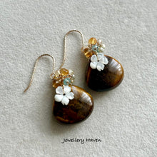 Cargar imagen en el visor de la galería, Tiger eye, citrine, mother of pearl earrings