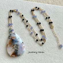 Laden Sie das Bild in den Galerie-Viewer, Dendritic opal pendant necklace