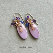 Laden Sie das Bild in den Galerie-Viewer, Phosphosiderite earrings