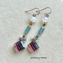 Laden Sie das Bild in den Galerie-Viewer, Rainbow fluorite, kyanite and moonstone earrings