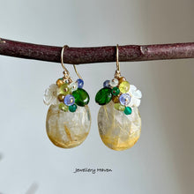 Laden Sie das Bild in den Galerie-Viewer, Golden rutilated quartz earrings