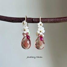 Laden Sie das Bild in den Galerie-Viewer, Red Schiller Oregon sunstone (Rare!)