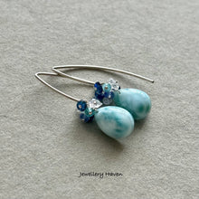 Laden Sie das Bild in den Galerie-Viewer, Larimar earrings (925 silver)