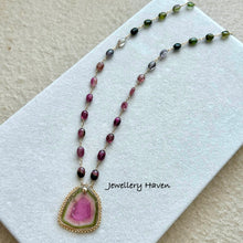 Charger l&#39;image dans la galerie, Watermelon tourmaline slice with tourmaline oval nugget necklace