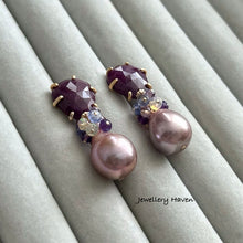 Load image into Gallery viewer, Purplish pink Edison pearl and ruby studs earrings