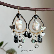 Charger l'image dans la galerie, Baroque pearl, black spinel, snowflake obsidian chandelier earrings