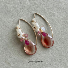 Laden Sie das Bild in den Galerie-Viewer, Red Schiller Oregon sunstone (Rare!)