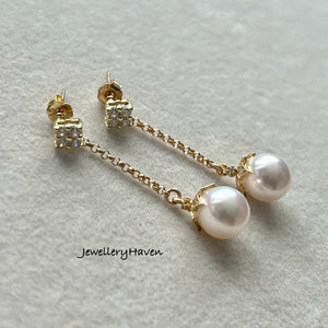 Japanese Akoya pearl earrings