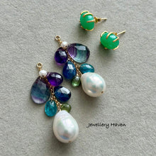 Cargar imagen en el visor de la galería, Apple green chrysoprase studs, banded fluorite, amethyst, kyanite and edison pearl earrings (detachable dangle)