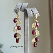 Laden Sie das Bild in den Galerie-Viewer, Ruby, golden rutilated quartz earrings