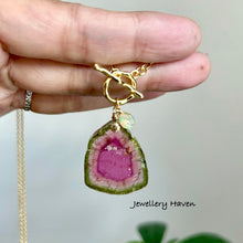 Carica l&#39;immagine nel visualizzatore di Gallery, Large Watermelon tourmaline slice toggle necklace