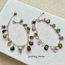 Cargar imagen en el visor de la galería, Watermelon tourmaline and pearl bracelet