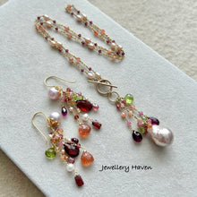 Carica l&#39;immagine nel visualizzatore di Gallery, Summer blooms detachable pearl hook earrings