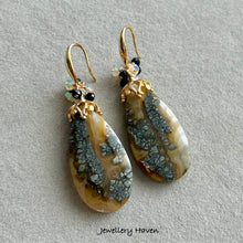 Load image into Gallery viewer, Marcasite agate earrings