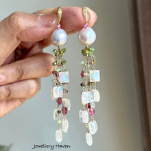 画像をギャラリービューアに読み込む, Edison pearl and moonstone gems tassels earrings