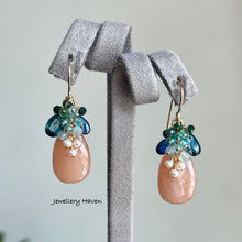 Carica l'immagine nel visualizzatore di Gallery, Peach moonstone, green tourmaline, blue kyanite earrings
