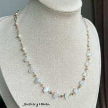 Load image into Gallery viewer, Moonstone and Pearl necklace