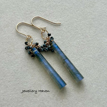 Load image into Gallery viewer, Blue flash labradorite earrings