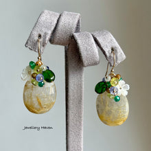 Laden Sie das Bild in den Galerie-Viewer, Golden rutilated quartz earrings