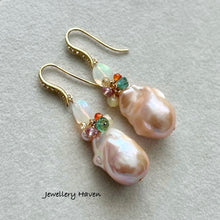 Carica l&#39;immagine nel visualizzatore di Gallery, Ethiopian opal, baroque pearl earrings