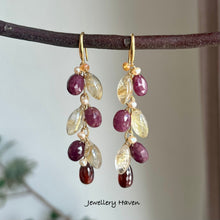 Laden Sie das Bild in den Galerie-Viewer, Ruby, golden rutilated quartz earrings