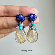 Charger l'image dans la galerie, Golden rutilated quartz and lapis lazuli studs earrings