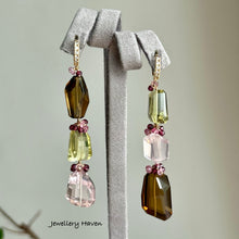 Laden Sie das Bild in den Galerie-Viewer, Rose Quartz, Lemon Quartz, whisky quartz earrings