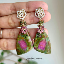 Cargar imagen en el visor de la galería, Ruby fuchsite and tourmaline earrings
