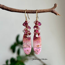 Laden Sie das Bild in den Galerie-Viewer, Cobalt calcite, pink tourmaline, ruby earrings