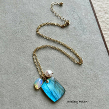 画像をギャラリービューアに読み込む, Blue flash labradorite, Ethiopian opal and akoya pearl pendant necklace