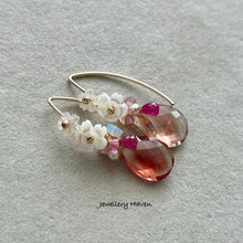 Laden Sie das Bild in den Galerie-Viewer, Red Schiller Oregon sunstone (Rare!)