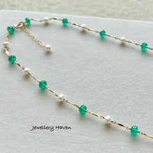 Charger l&#39;image dans la galerie, Green onyx and pearl necklace