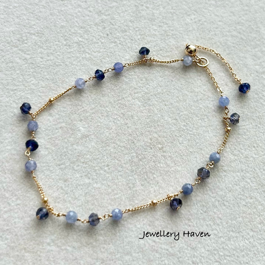 Tanzanite and iolite bracelet